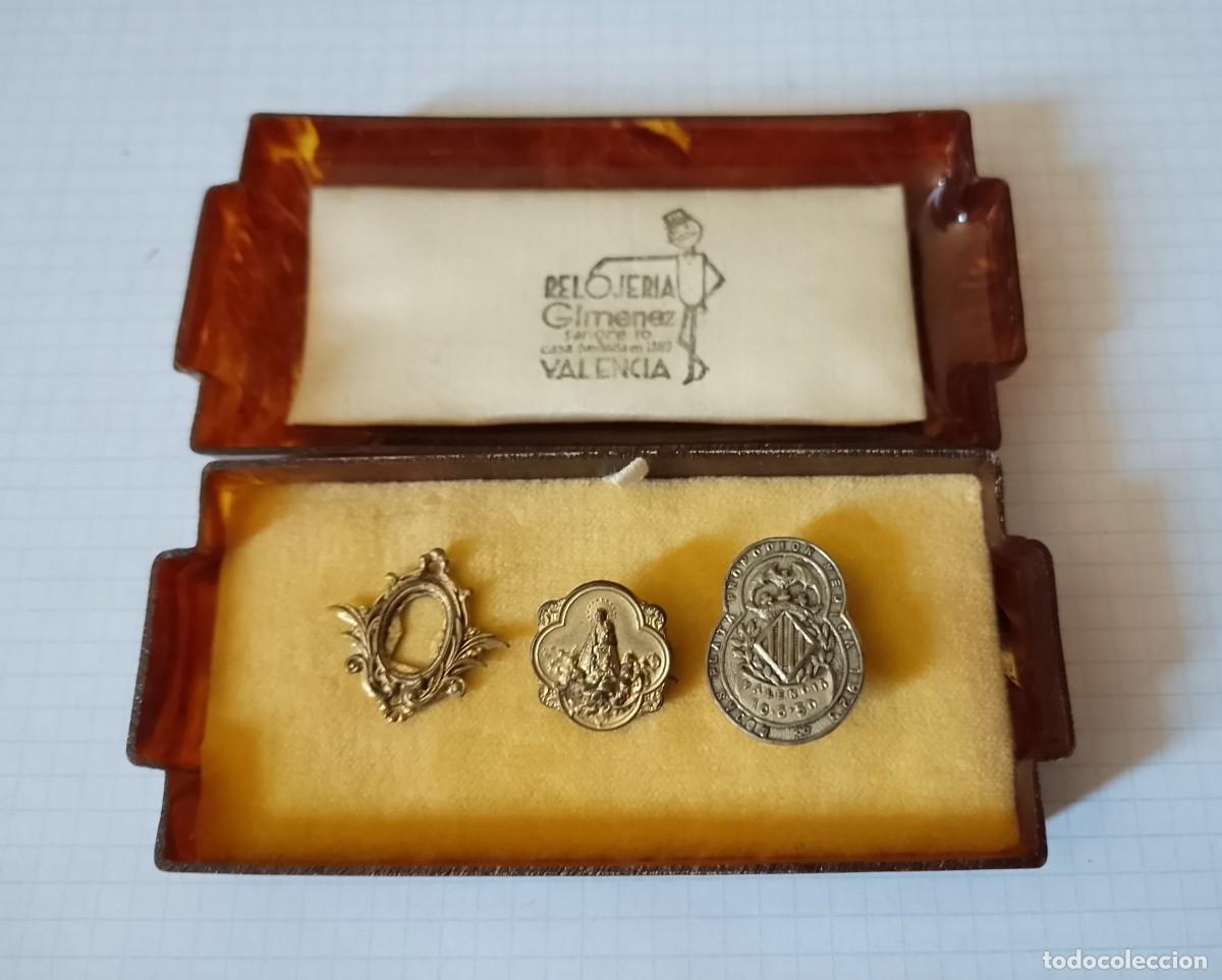 Vintage: Estuche con 3 insignias - Foto 1