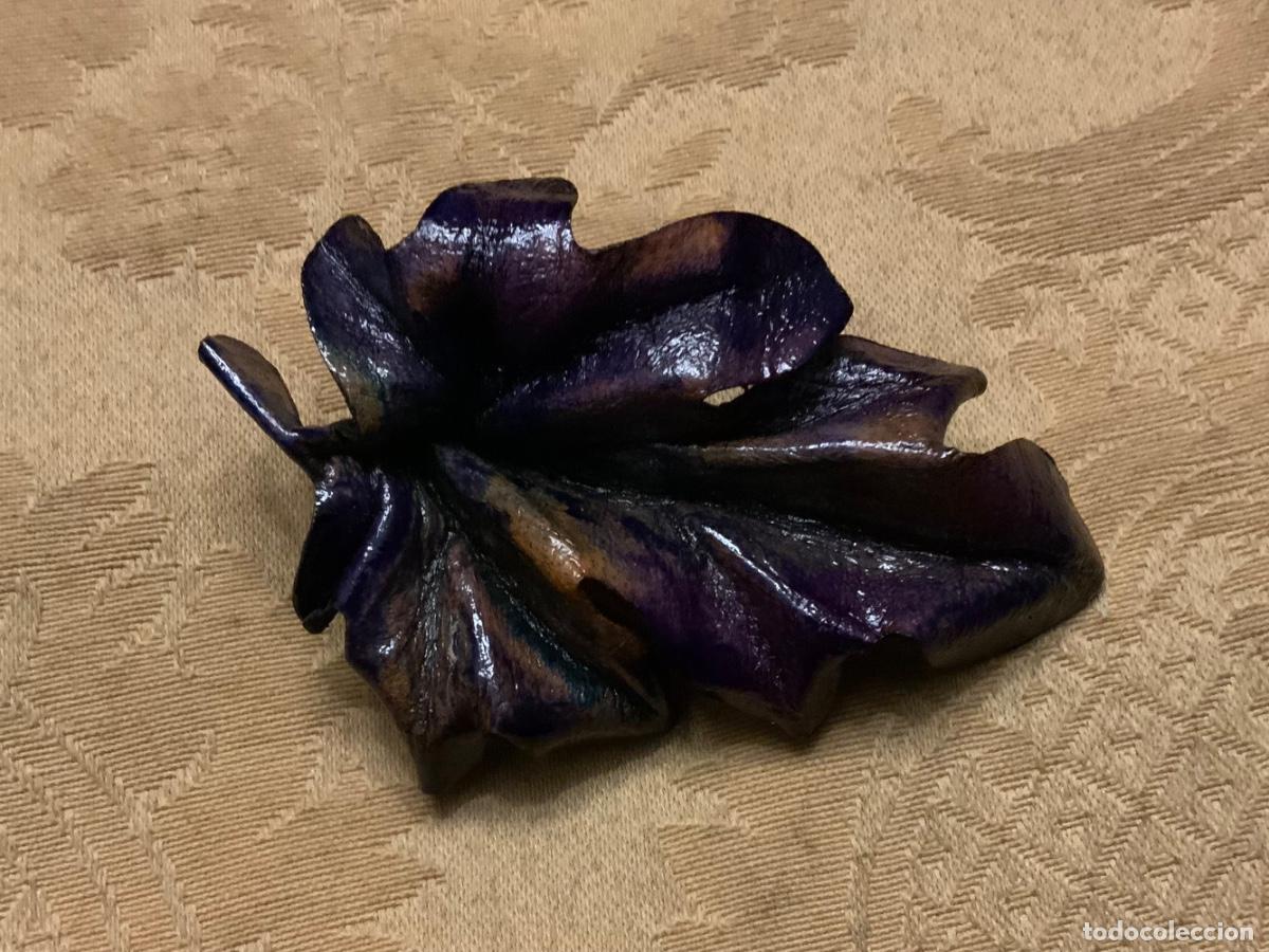 Vintage: BROCHE DE CUERO HECHO A MANO CON FORMA DE HOJA - Foto 12