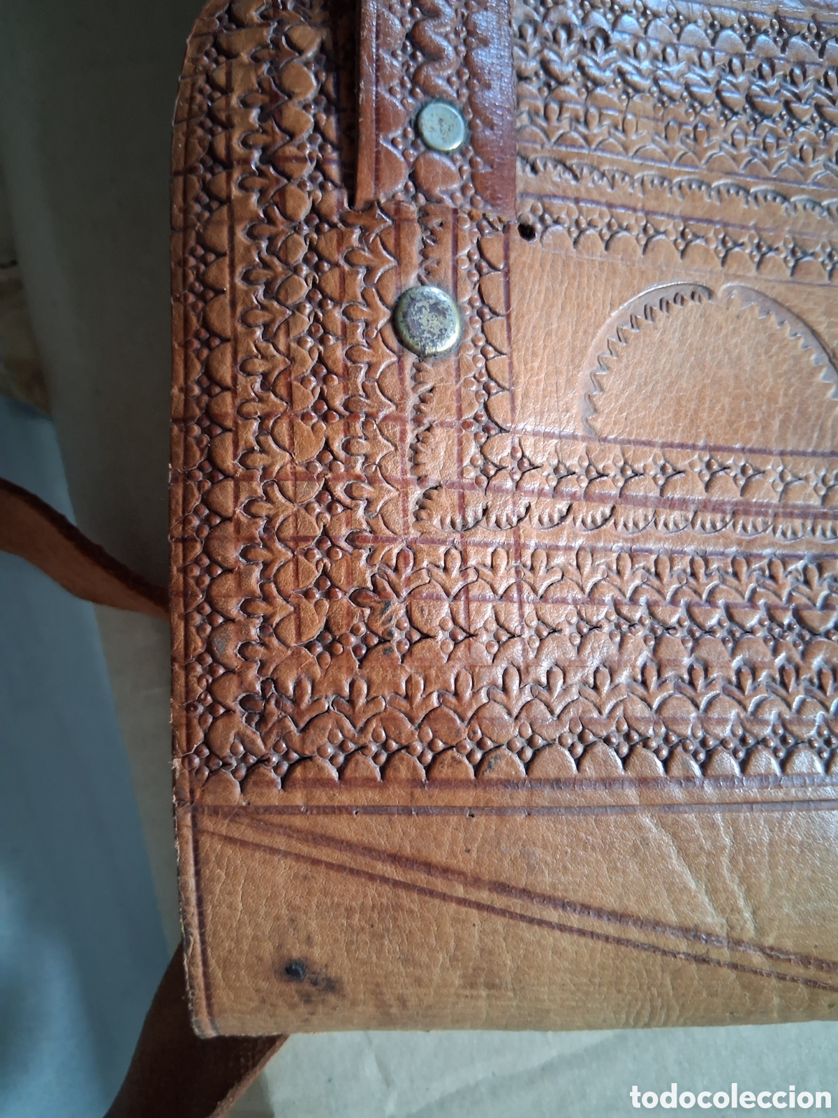 Vintage: Bolso de cuero repujado - Foto 5