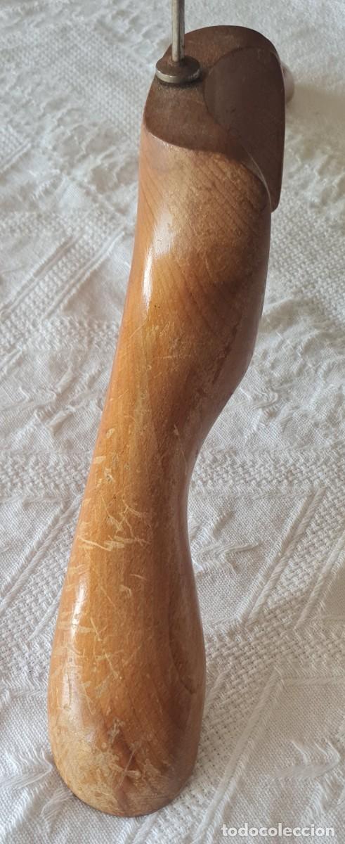 Vintage: PERCHA DE MADERA VINTAGE - Foto 5