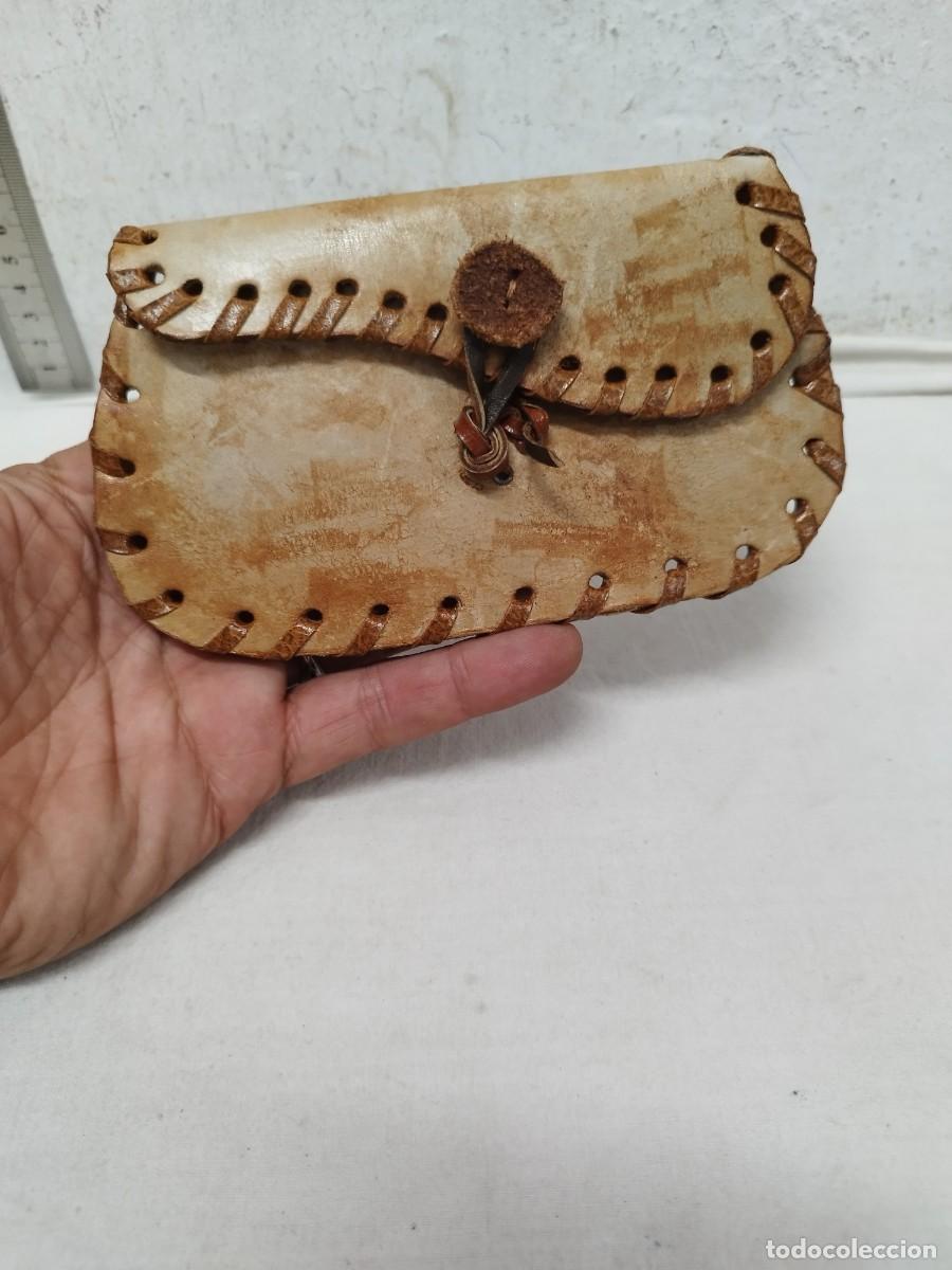 Vintage: Antiguo bolsito, monedero de cuero. - Foto 1