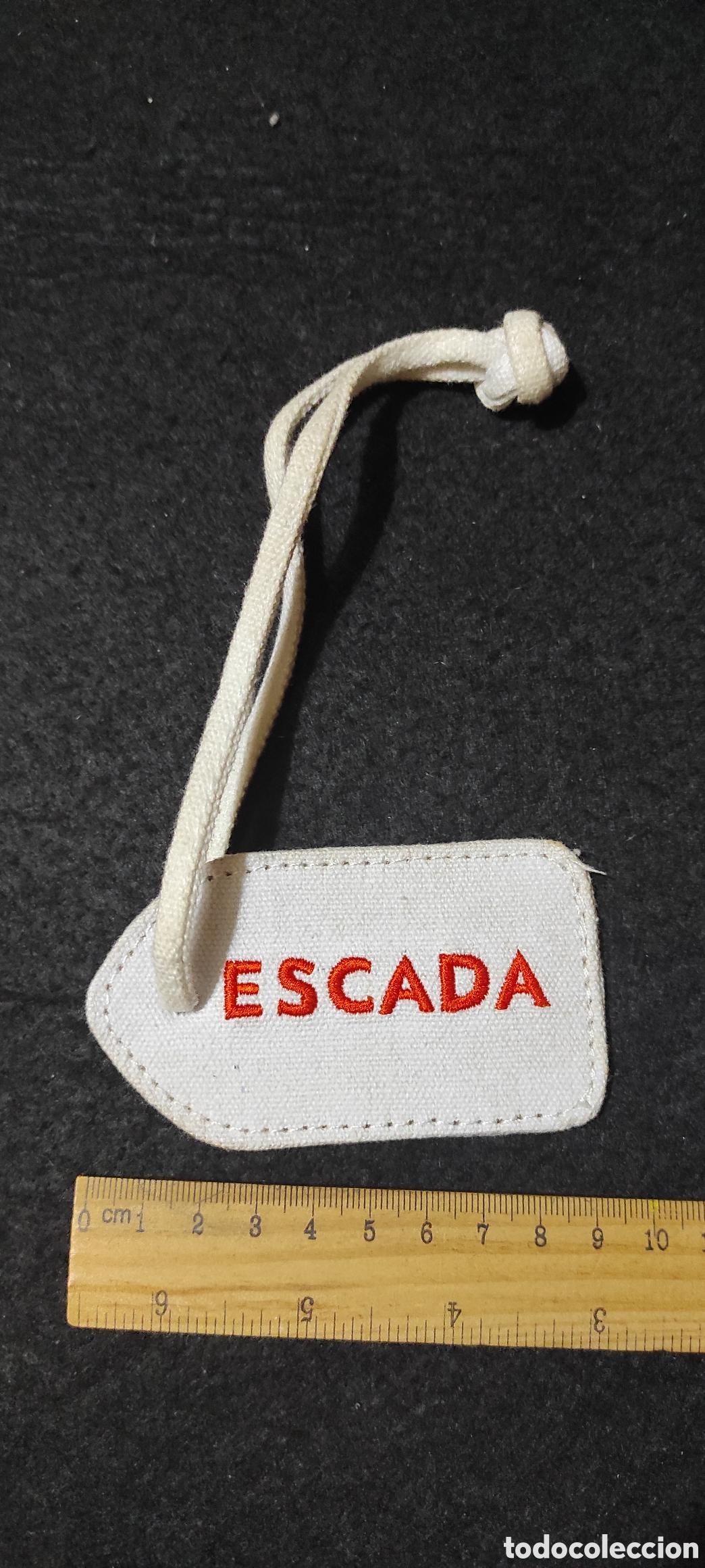 Vintage: Etiqueta Escada. Blanco y rojo - Foto 1