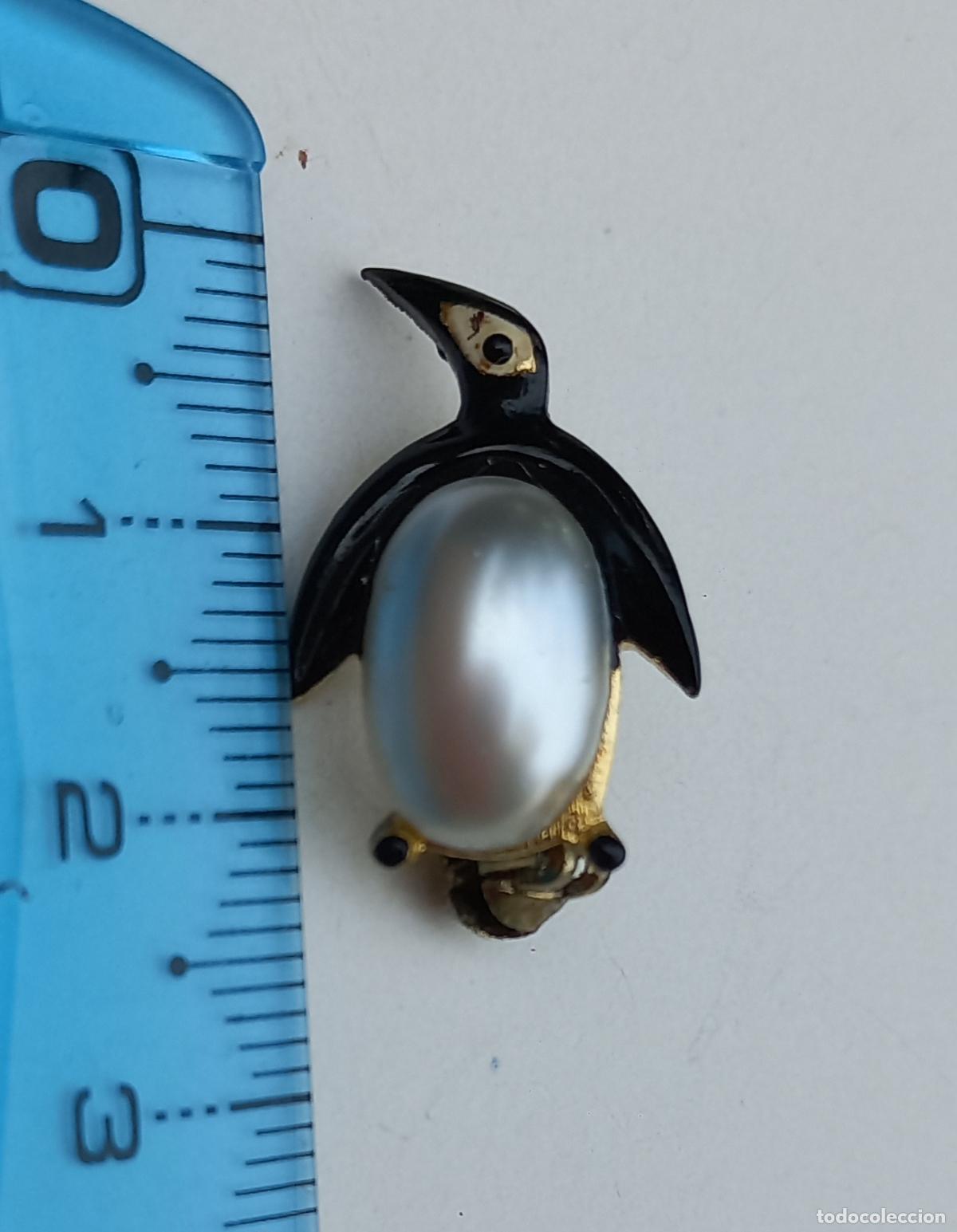 Vintage: Broche vintage de ping&uuml;ino. Pin. - Foto 2