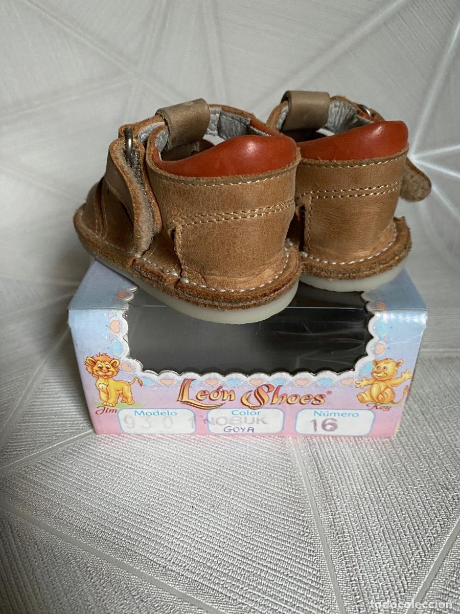 Vintage: Sandalias de bebe en piel - Foto 5