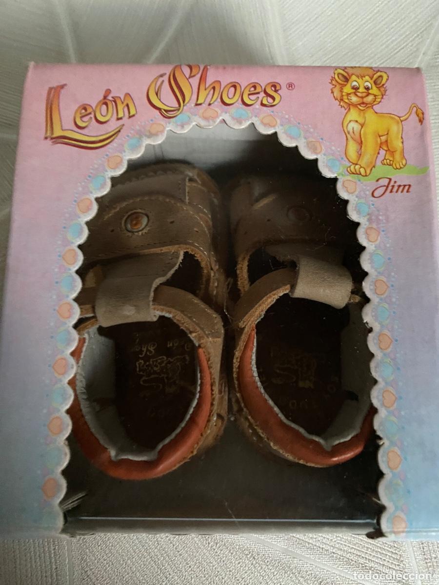 Vintage: Sandalias de bebe en piel - Foto 7