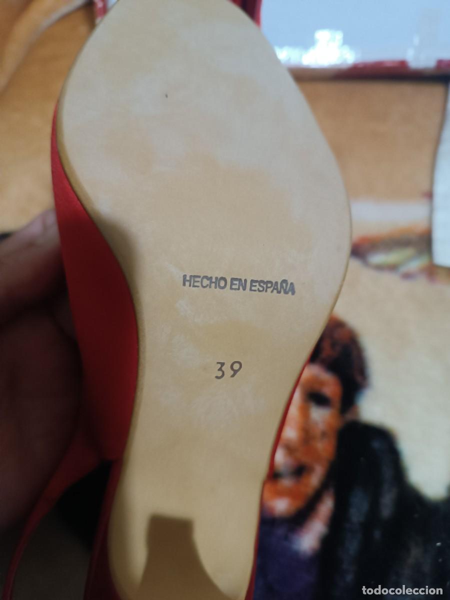 Vintage: Zapatos de tac&oacute;n rojo - Foto 3