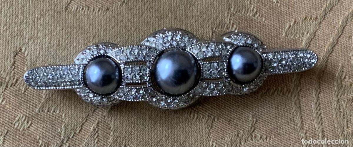 Vintage: BROCHE PEDRERIA Y PERLAS GRISES - Foto 2