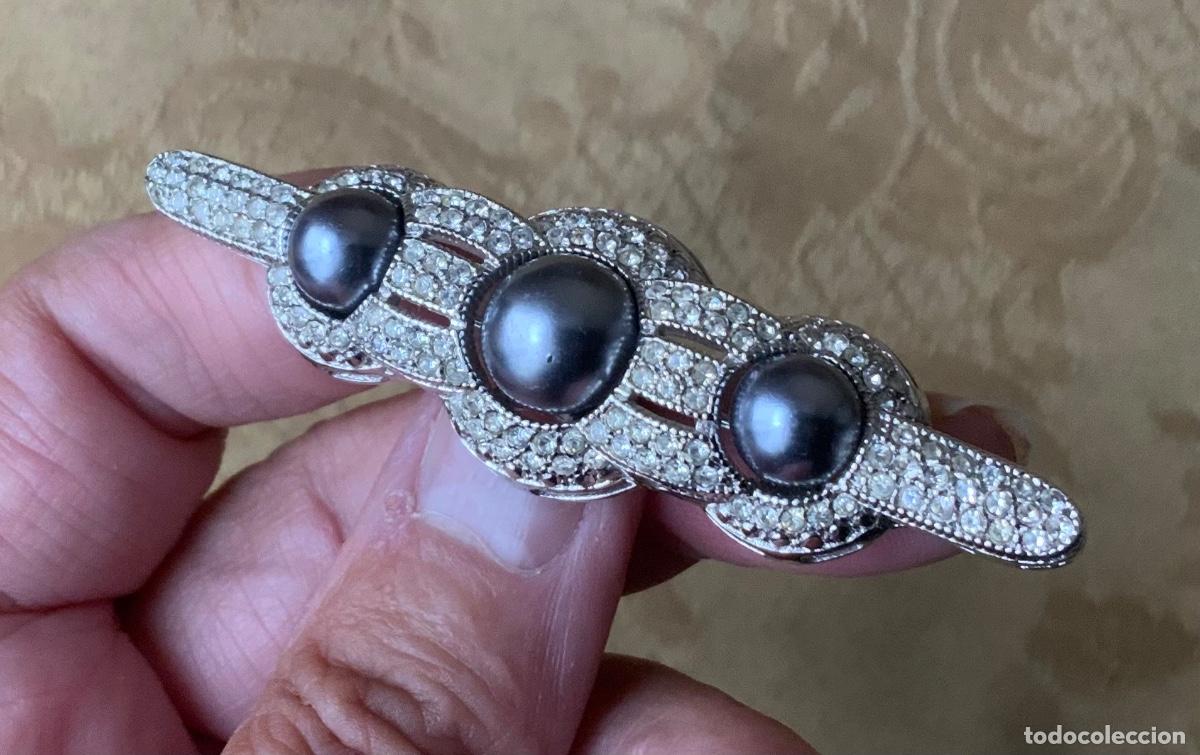 Vintage: BROCHE PEDRERIA Y PERLAS GRISES - Foto 1