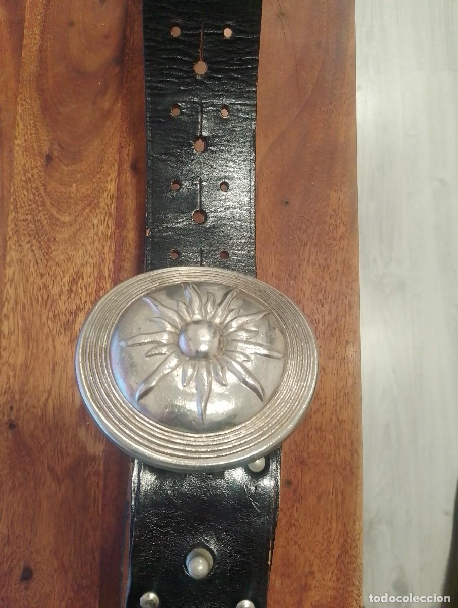 Vintage: Cintur&oacute;n hebilla Flor de Edelweiss - Foto 1