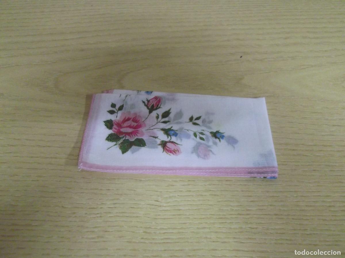 Vintage: Pa&ntilde;uelo de bolsillo de flores - Foto 2