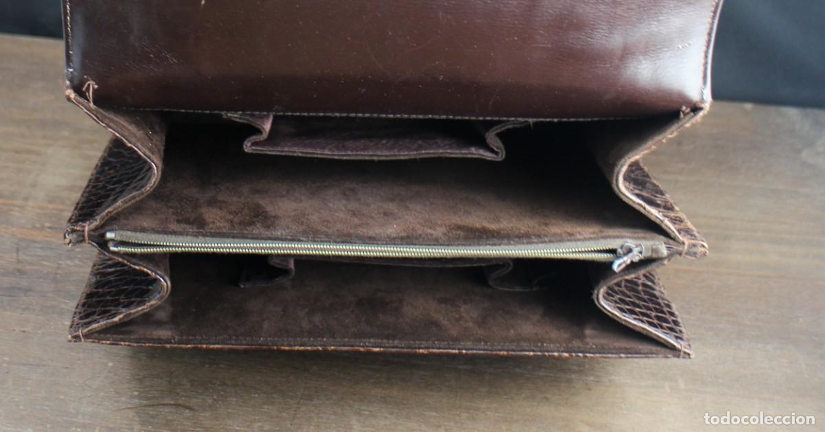 Vintage: Bolso de cocodrilo marr&oacute;n oscuro - Foto 6