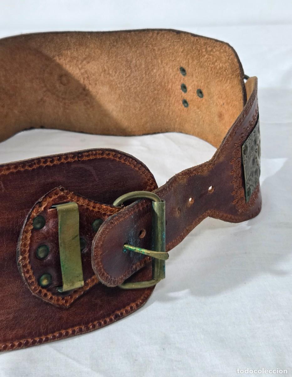 Vintage: Gran cinturon de cuero, hebillas de laton - Foto 8