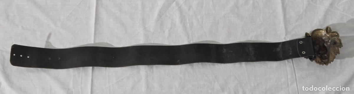 Vintage: Cinturon de cuero con hebilla de bronce en forma de cabeza de Leon - Foto 8