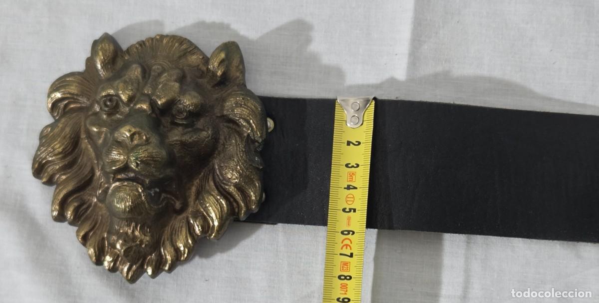Vintage: Cinturon de cuero con hebilla de bronce en forma de cabeza de Leon - Foto 12