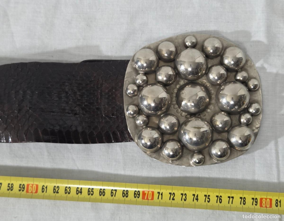 Vintage: Cinturon en metal blanco y piel de serpiente - Foto 12