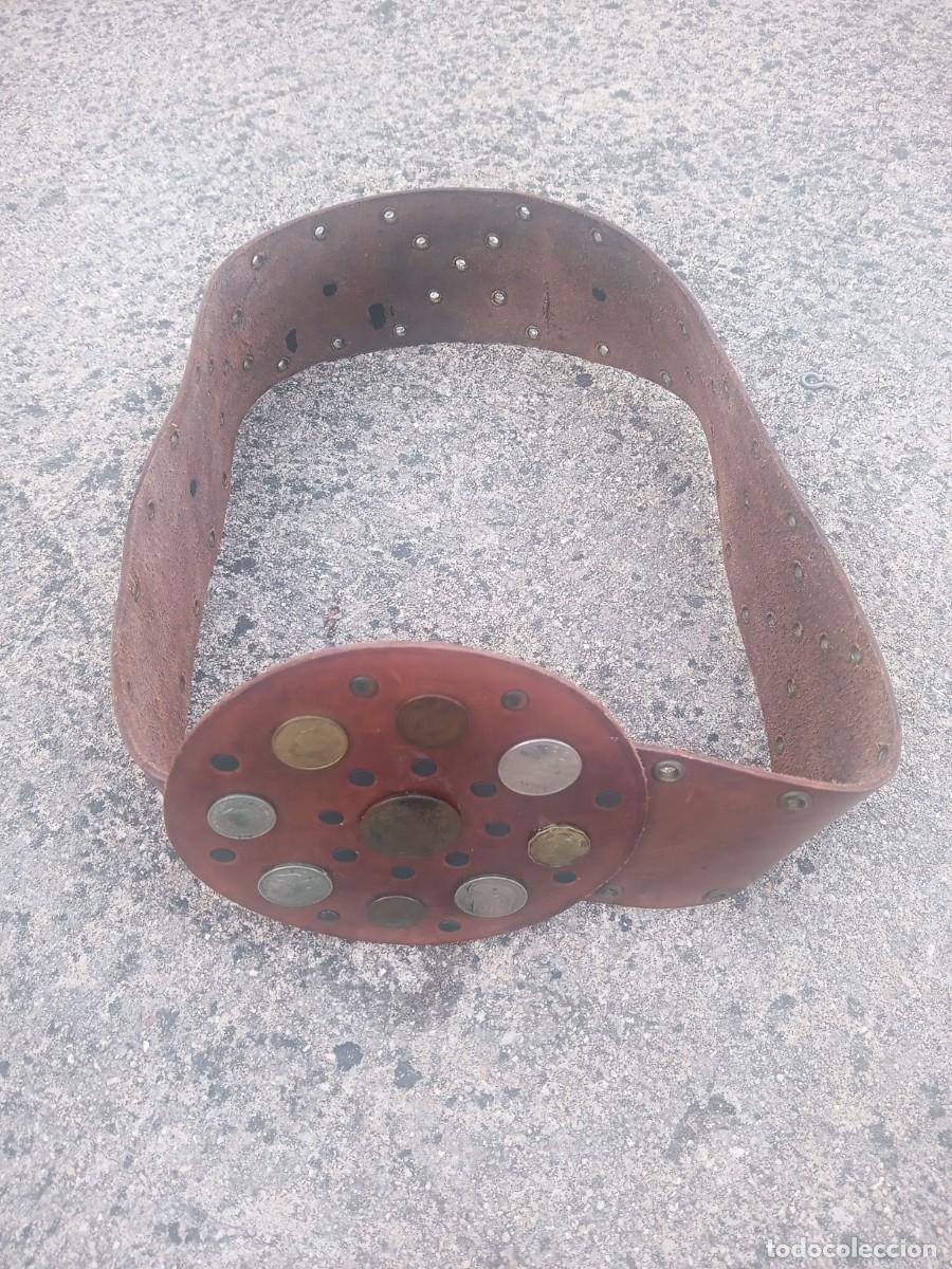 Vintage: BONITO CINTURON DE CUERO Y MONEDAS ANTIGUO. - Foto 1