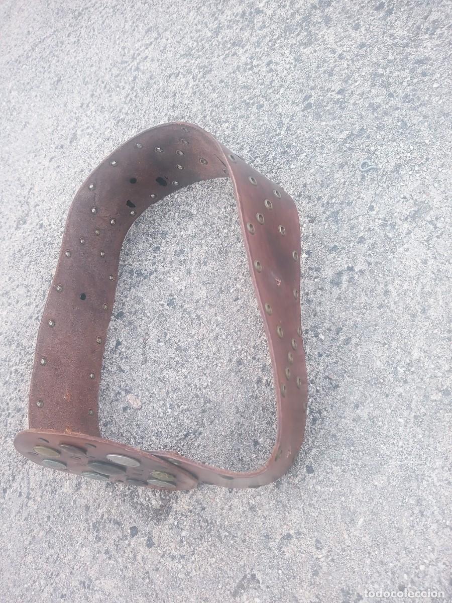 Vintage: BONITO CINTURON DE CUERO Y MONEDAS ANTIGUO. - Foto 3