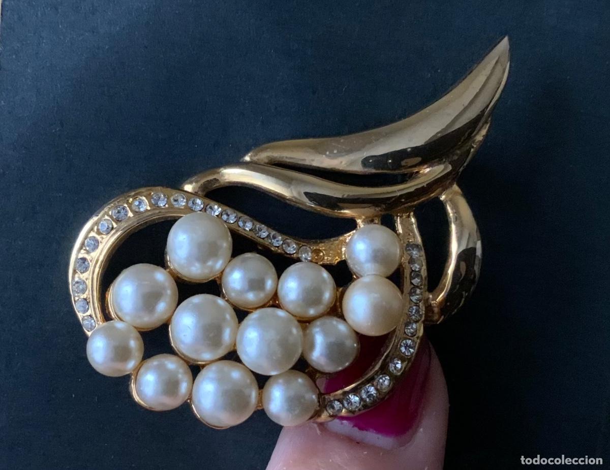 Vintage: BROCHE VINTAGE DORADO CON PERLAS - Foto 2
