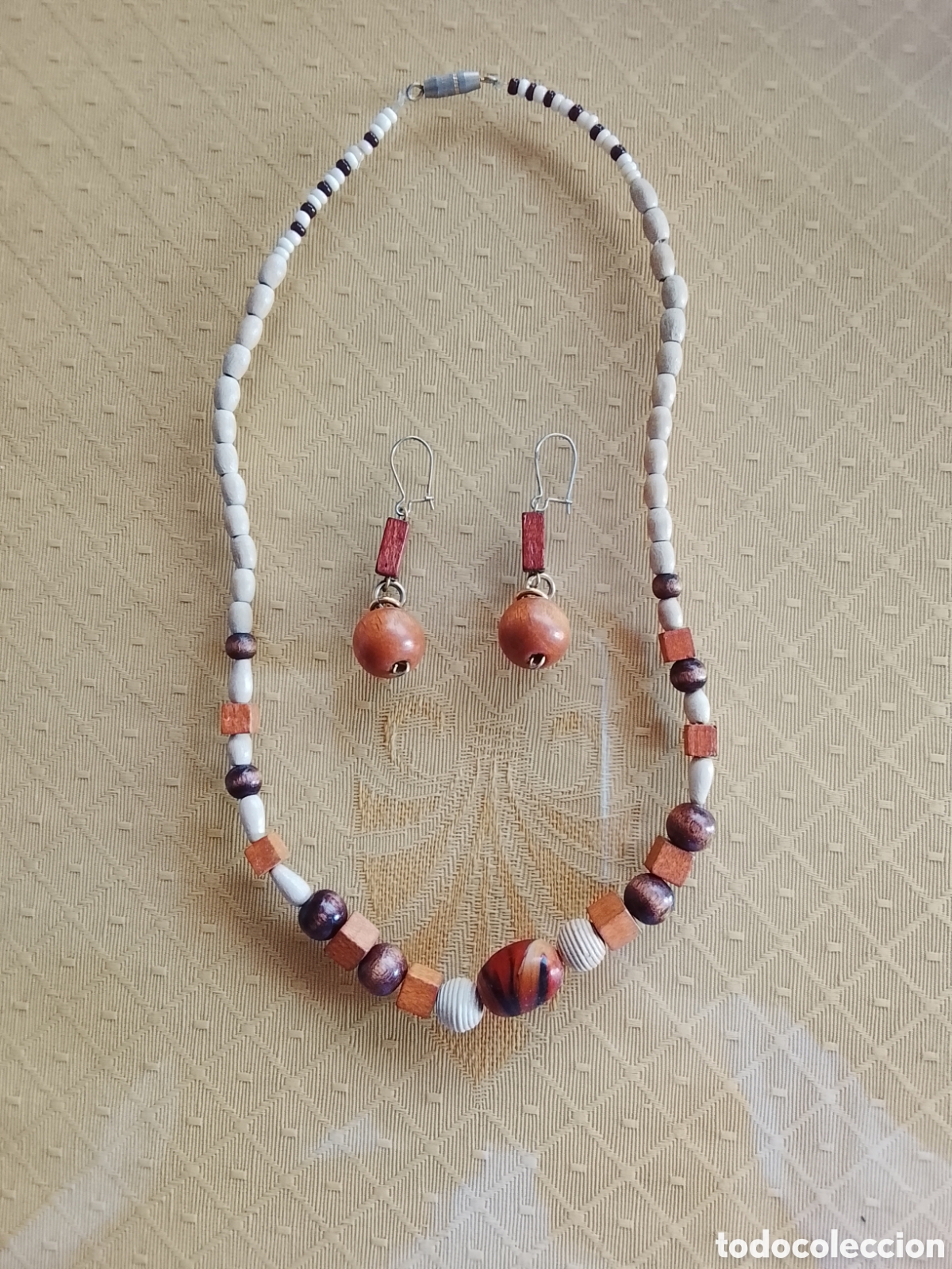 Vintage: Conjunto pendientes y collar madera - Foto 1