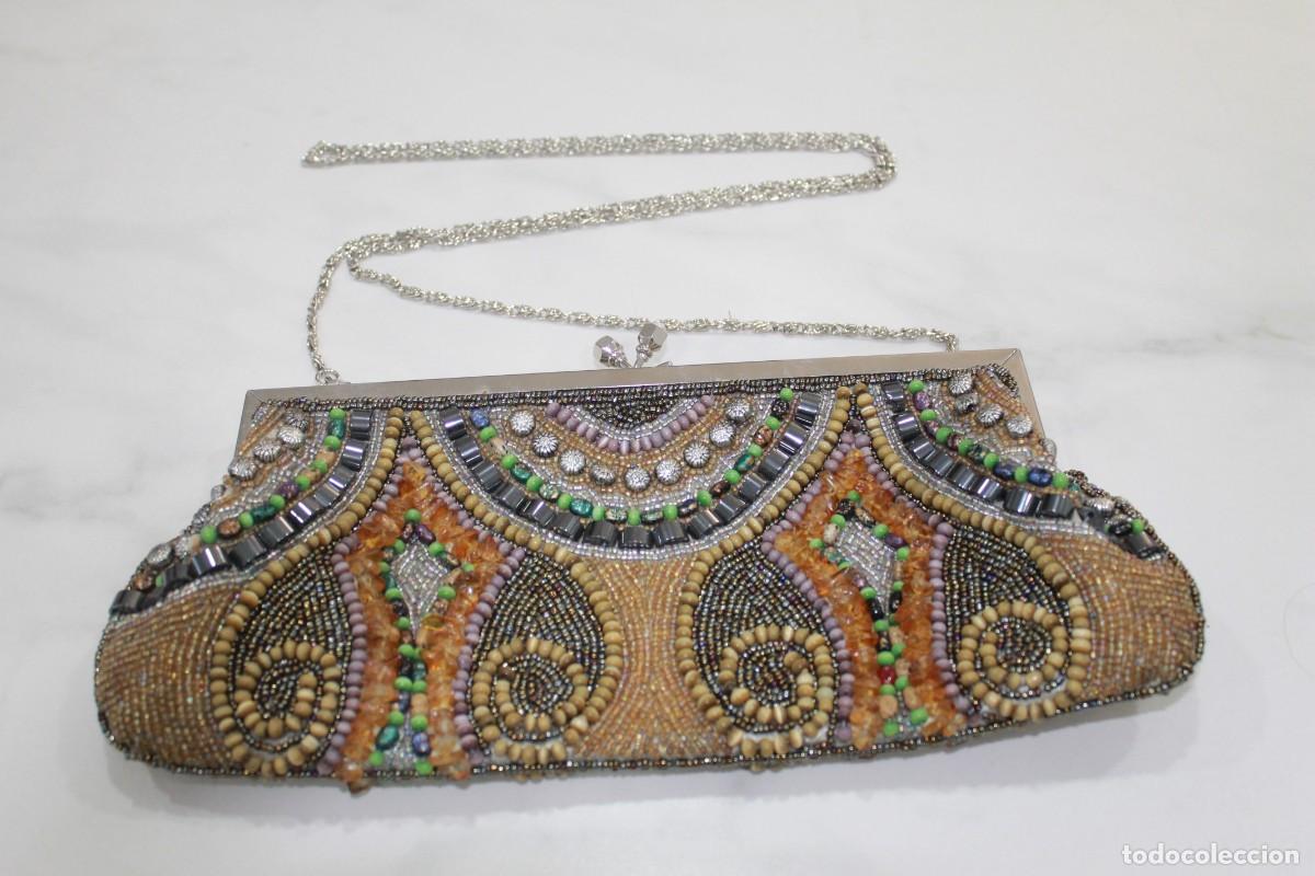 Vintage: BOLSO DE MANO CON PEDRERIA - Foto 2