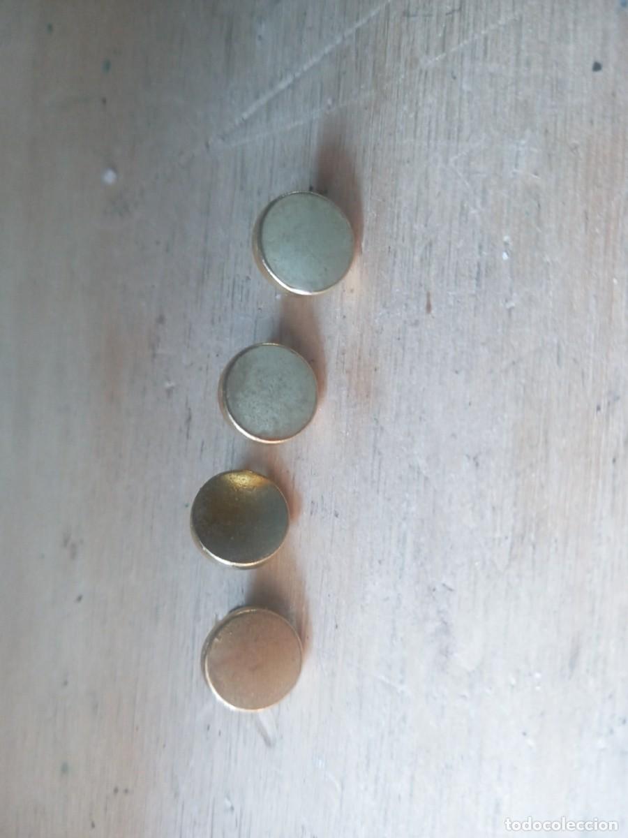 Vintage: CUATRO BOTONES DORADOS ANTIGUOS - Foto 3