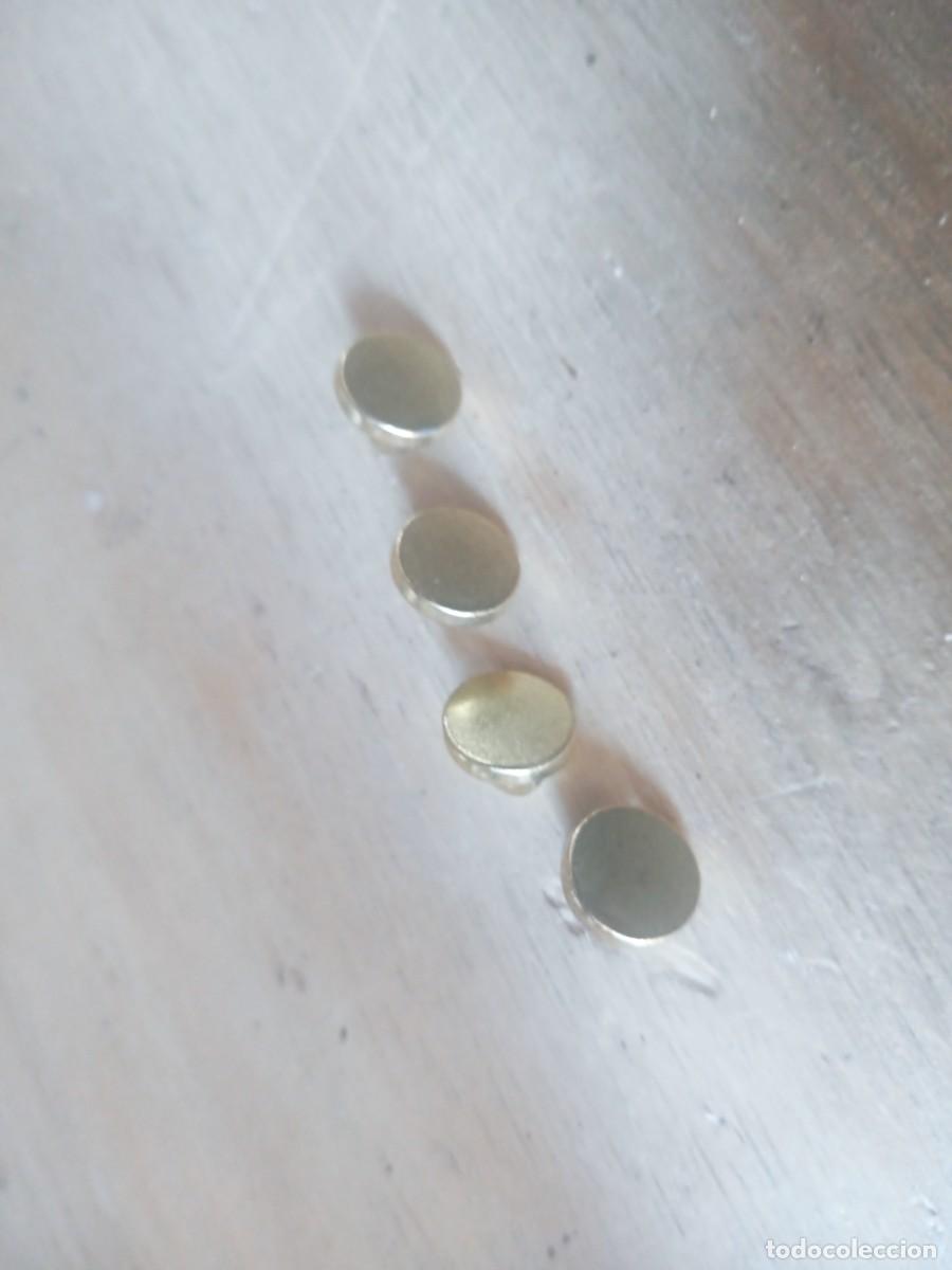 Vintage: CUATRO BOTONES DORADOS ANTIGUOS - Foto 4