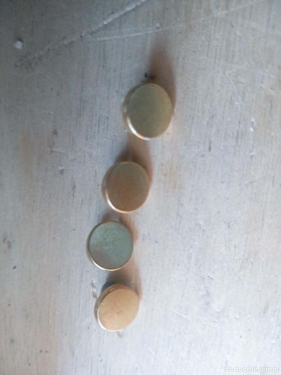 Vintage: CUATRO BOTONES DORADOS ANTIGUOS - Foto 5