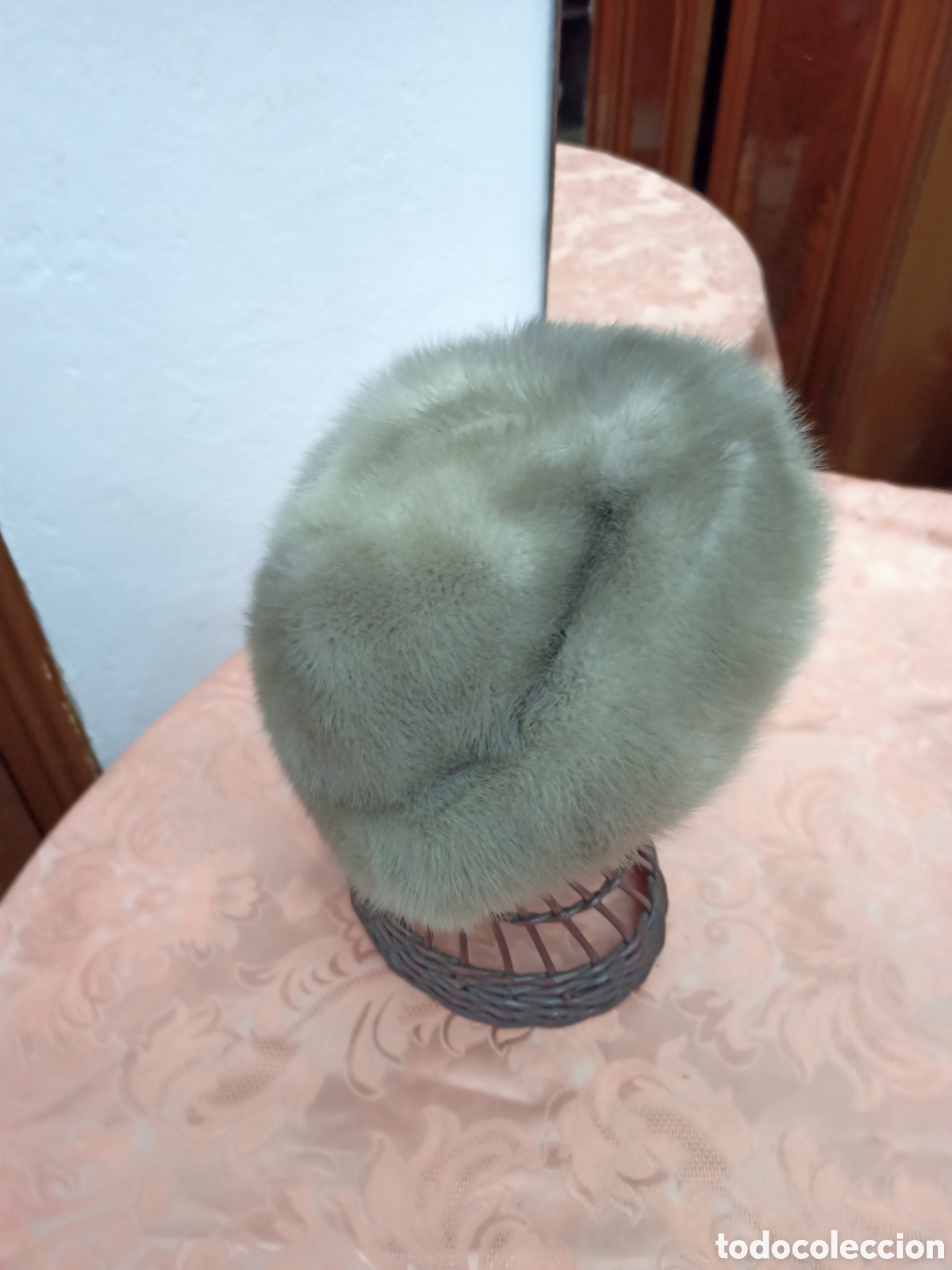 Vintage: Gorro de piel de vis&oacute;n gris. - Foto 1