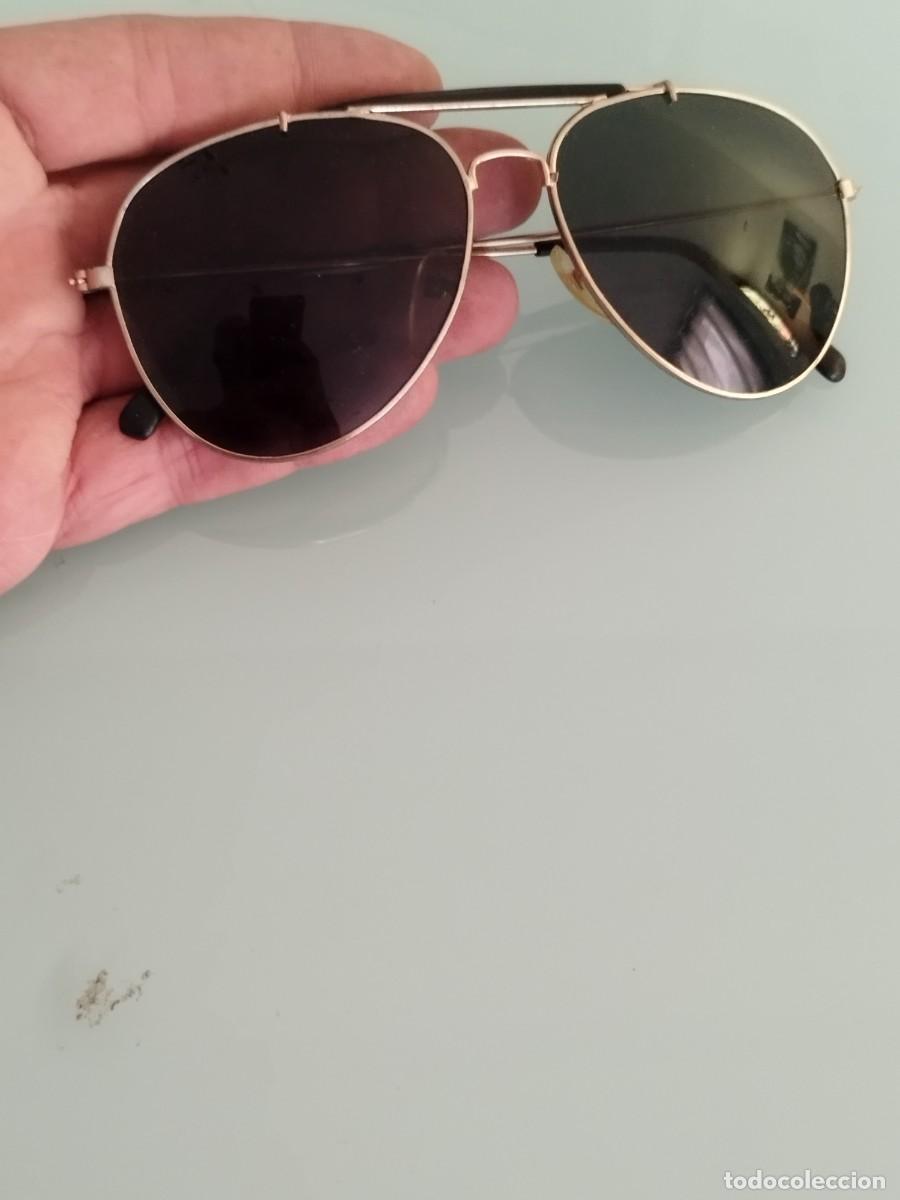 Vintage: Antiguas gafas de sol tipo aviador, en buen estado.