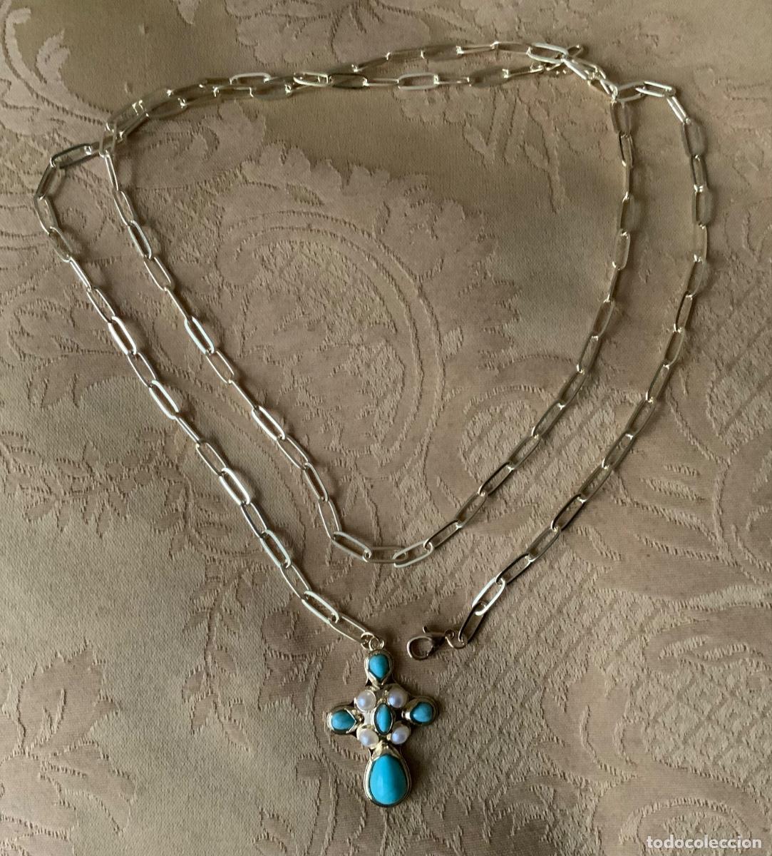Vintage: CADENA LARGA DORADA CON CRUZ TURQUESA Y PERLAS - Foto 3
