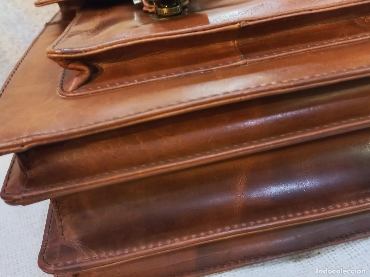 Vintage: MALET&Iacute;N-PORTA DOCUMENTOS &uml;PRIVATA&uml; cuero - Foto 15