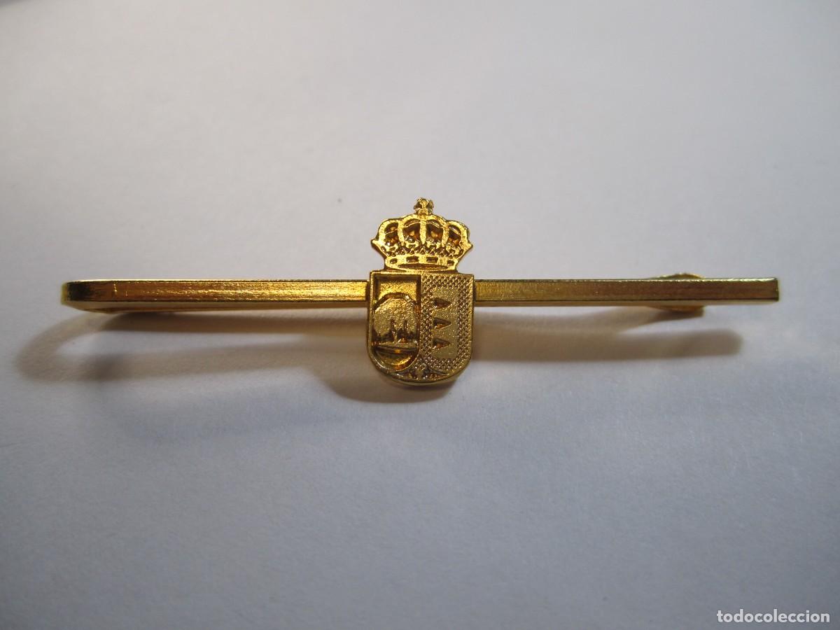 Vintage: pisacorbatas dorado con escudo - Foto 1