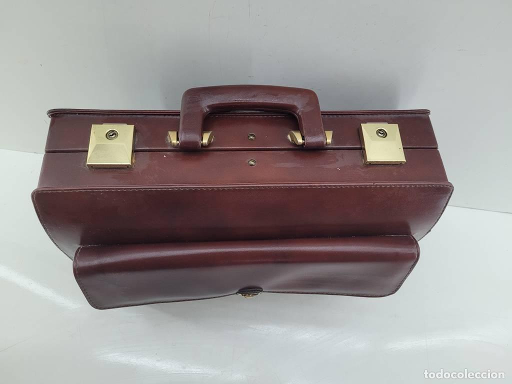 Vintage: MALET&Iacute;N DE M&Eacute;DICO... - Foto 2