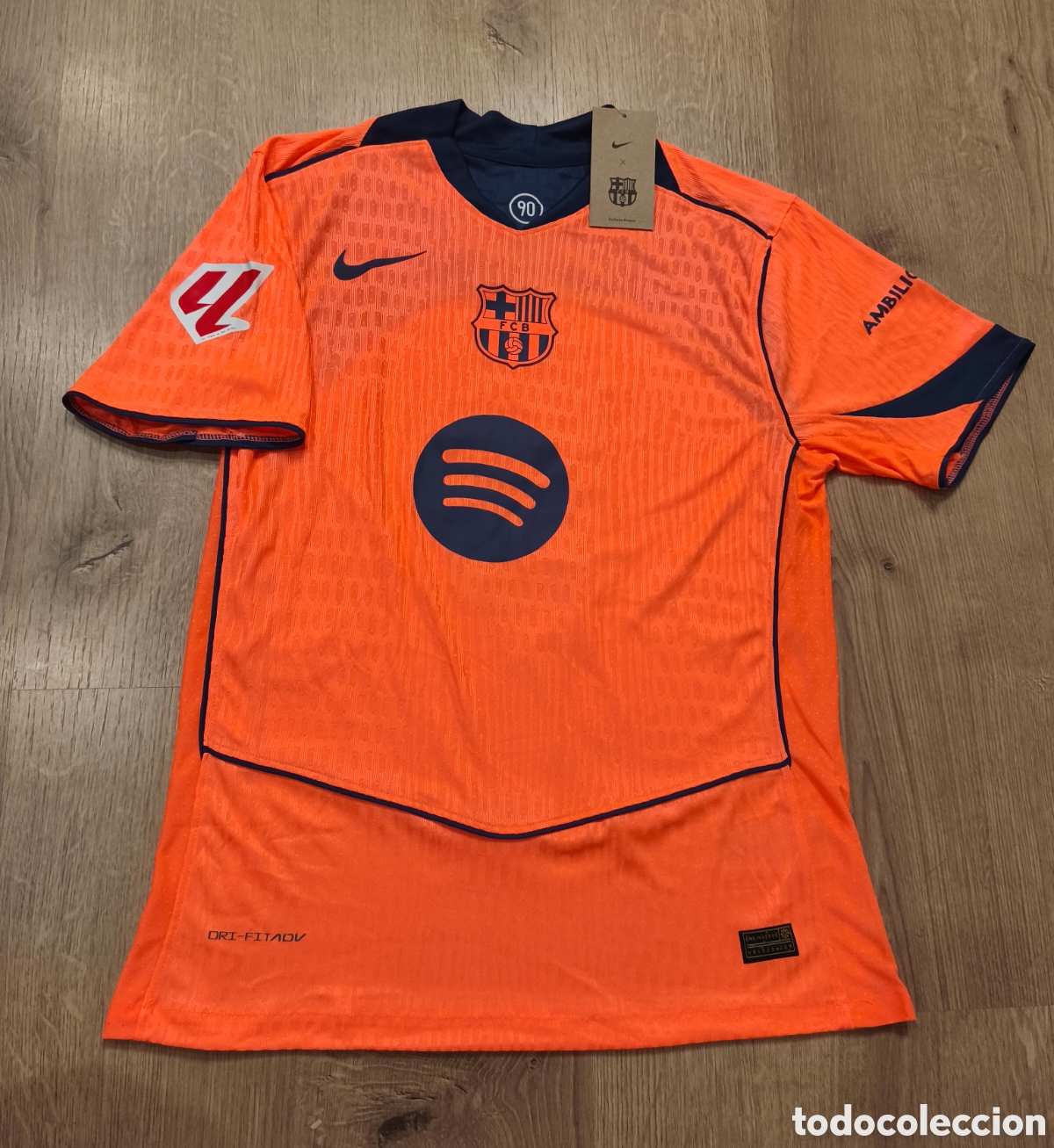Vintage: Camiseta Pedri 8 Bar&ccedil;a - Foto 1