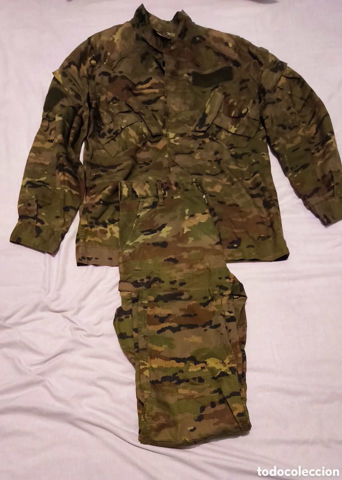 Vintage: Conjunto camuflaje Ej&eacute;rcito - Foto 1