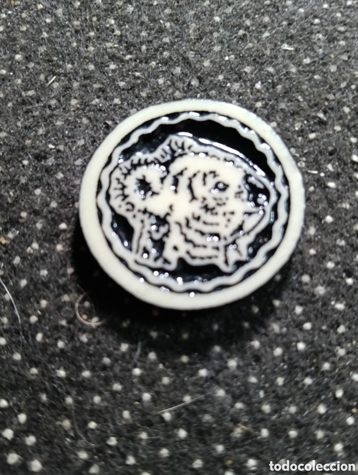 Vintage: Colgante de Koala en pasta mide 3 cm. - Foto 1