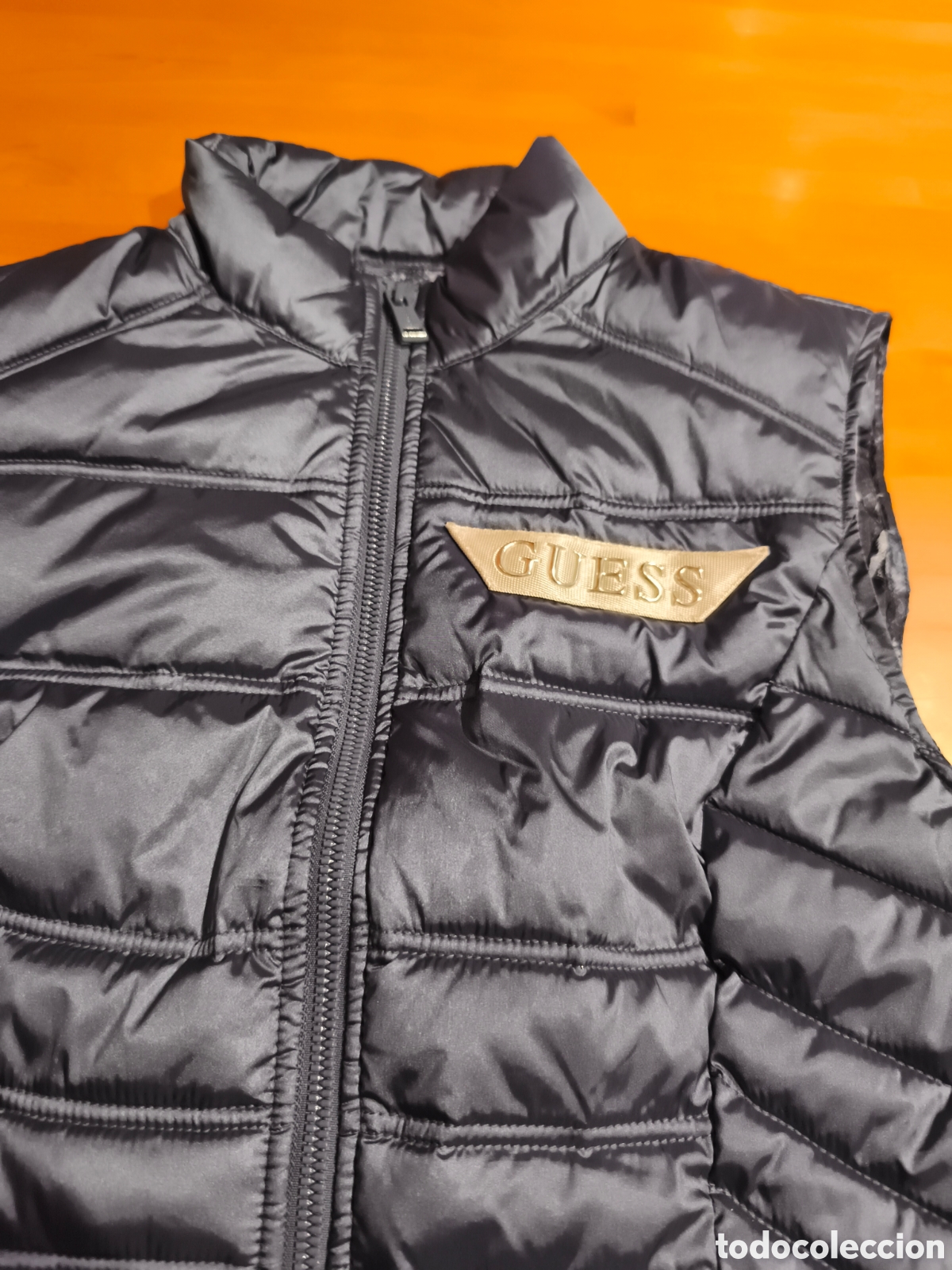 Vintage: Chaleco Guess Thermore, sin estrenar - Foto 2