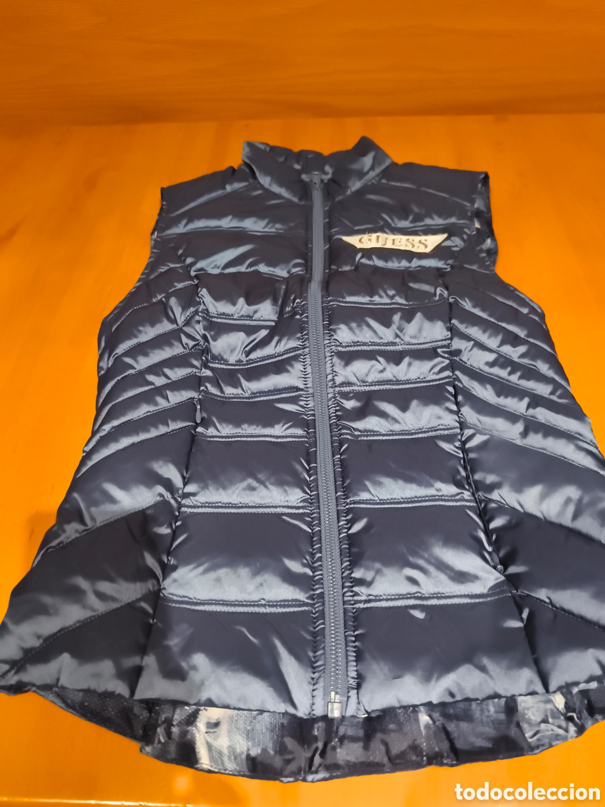 Vintage: Chaleco Guess Thermore, sin estrenar - Foto 4