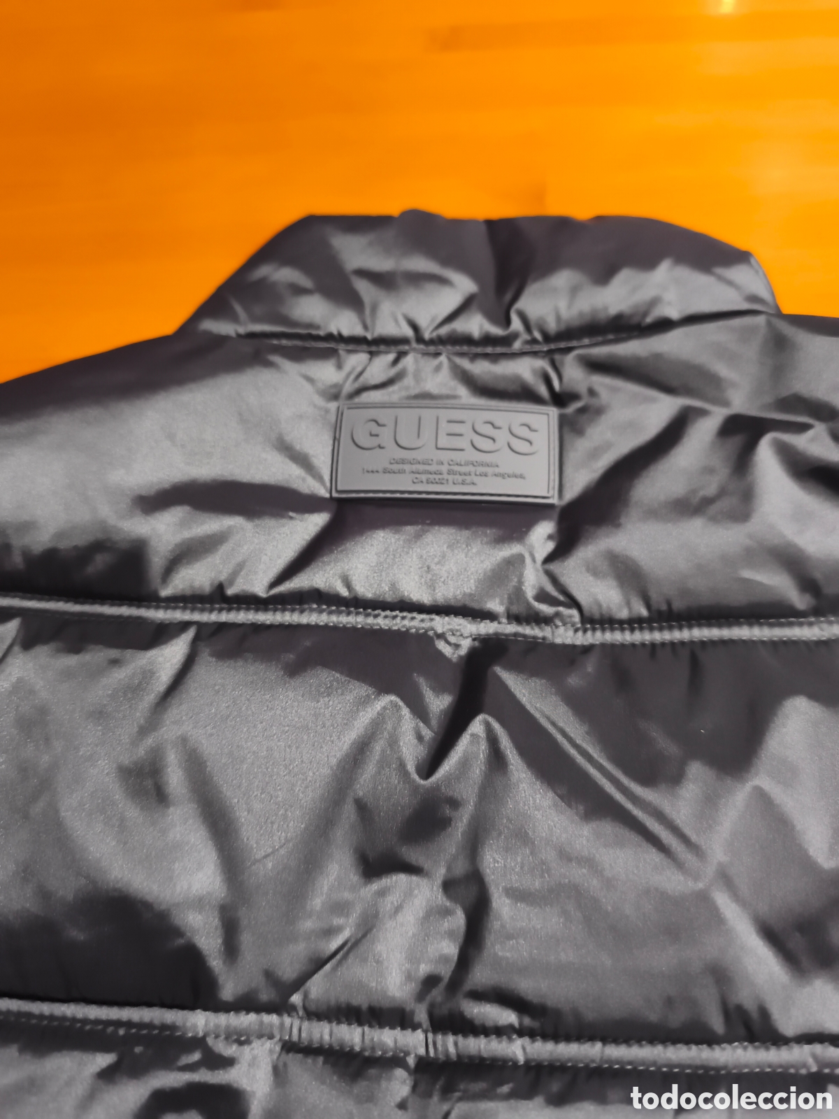 Vintage: Chaleco Guess Thermore, sin estrenar - Foto 13