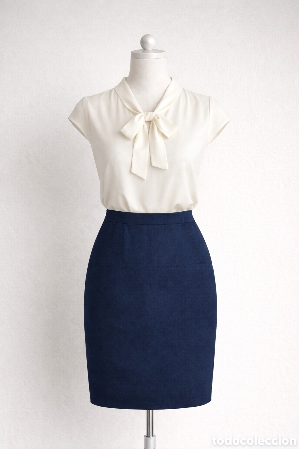 Vintage: Falda azul marino talla 38 - Foto 1