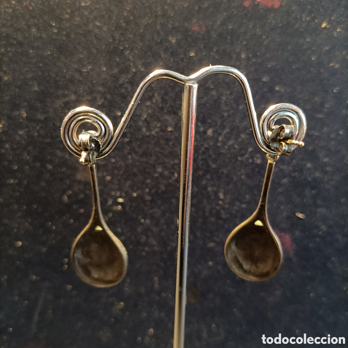 Vintage: Pendientes de metal con forma de l&aacute;grima. - Foto 4
