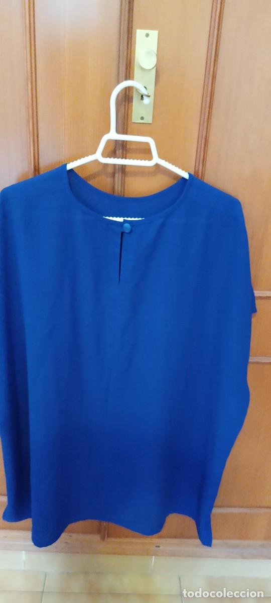 Vintage: Blusa azul talla 52 con manga caida