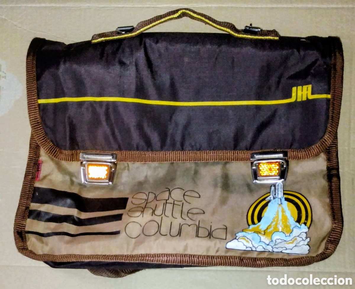 Vintage: CARTERA-MOCHILA vintage A&Ntilde;OS 70/80 en BUEN ESTADO con se&ntilde;ales de uso normales (ver fotos).