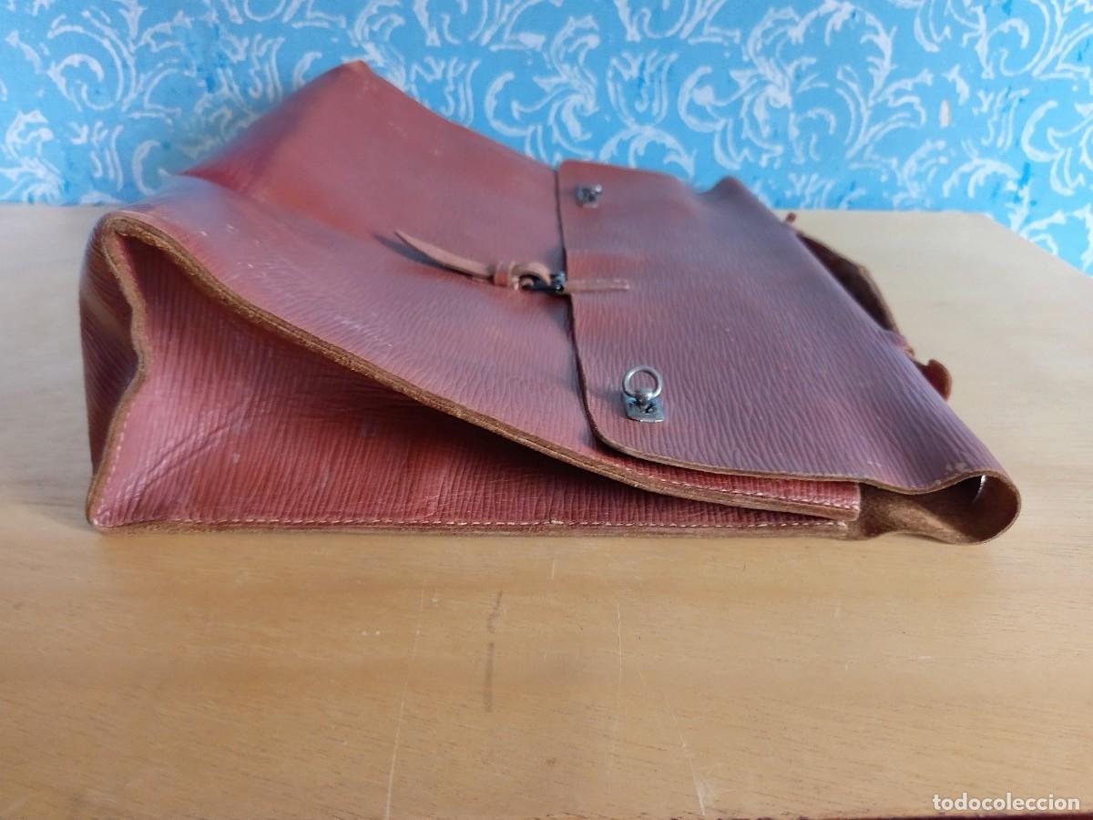 Vintage: Malet&iacute;n de cuero antiguo marr&oacute;n - Foto 4