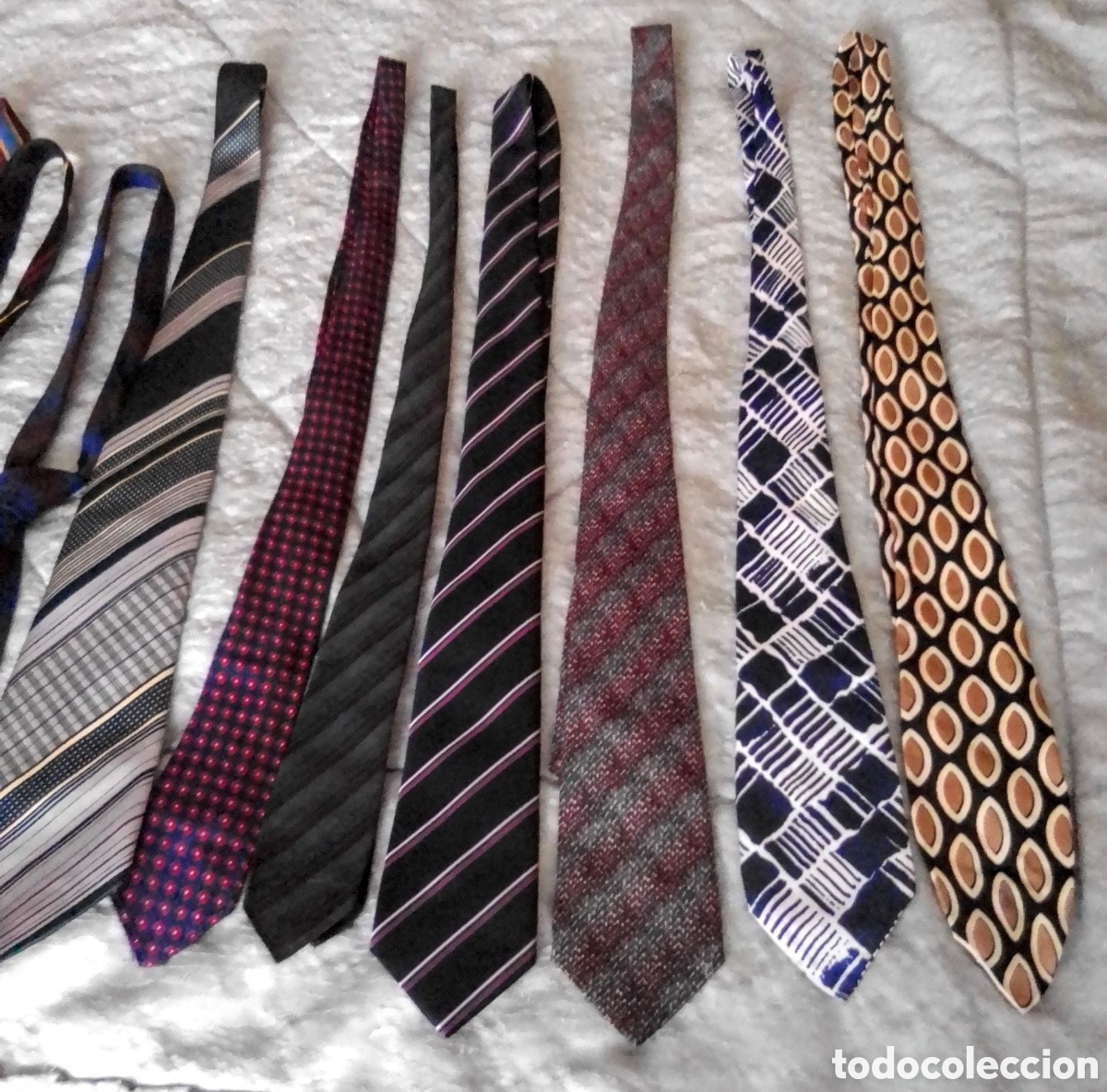 Vintage: Lote 22 corbatas antiguas