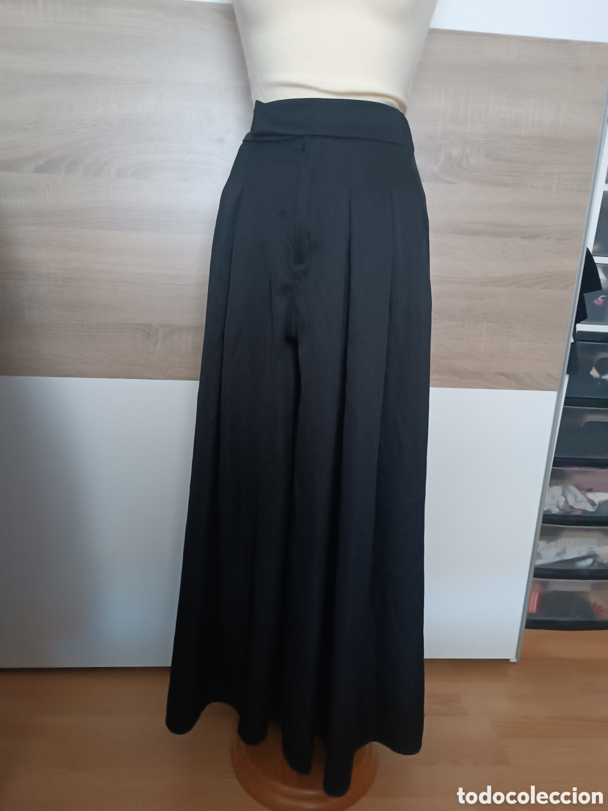 Vintage: Preciosa falda pantal&oacute;n negro