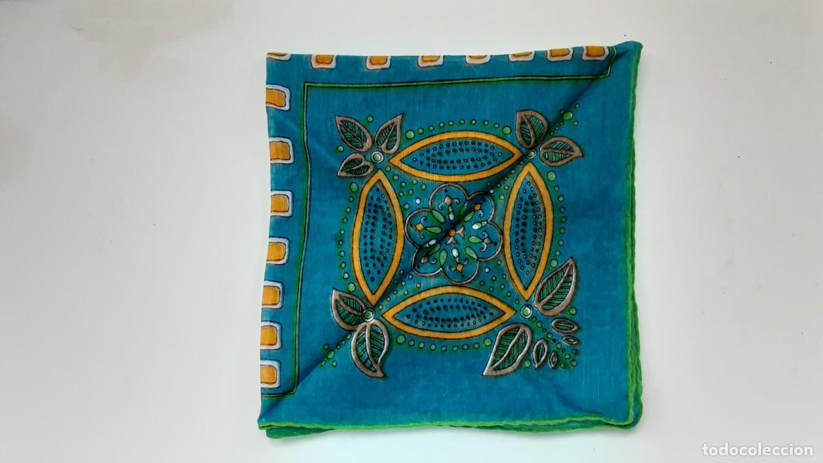 Vintage: Pa&ntilde;uelo de bolsillo original dise&ntilde;o