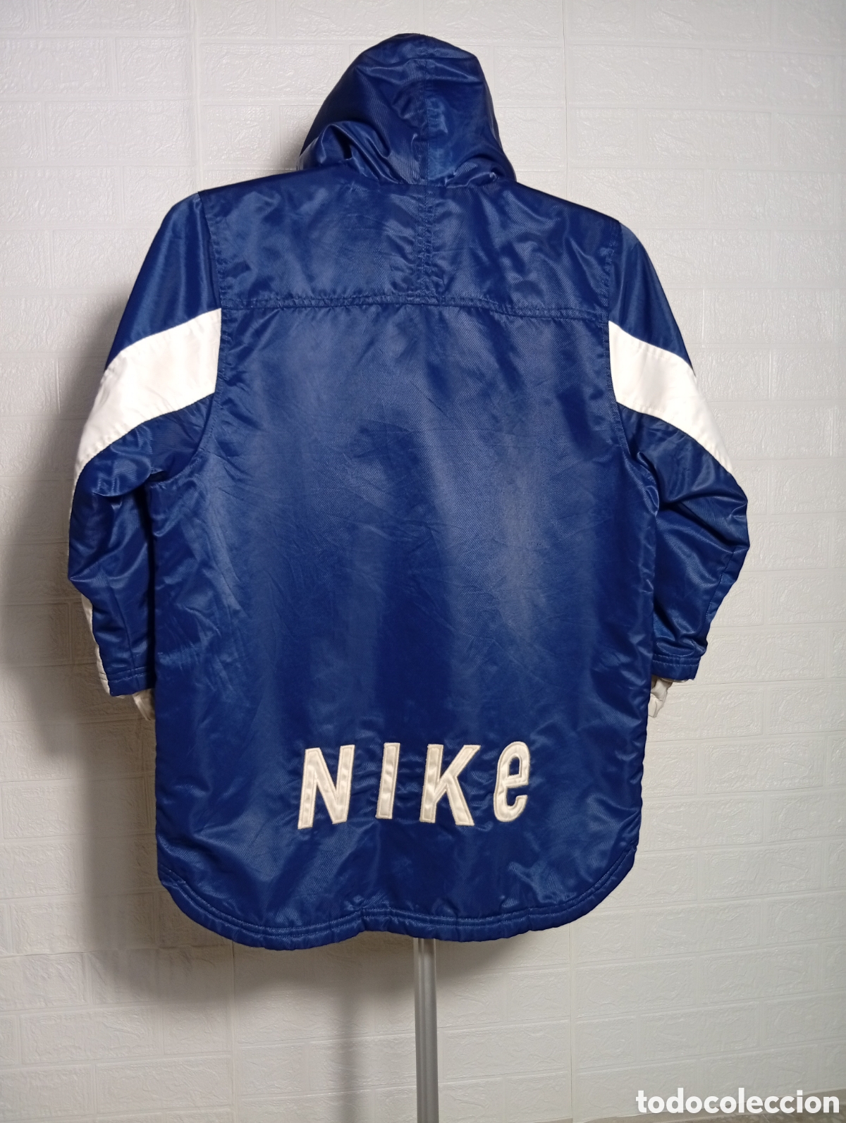 Vintage: Chaqueta Vintage NIKE Team Sports &ndash; Azul/Blanco &ndash; Talla S (8) &ndash; A&ntilde;os 90 &ndash; Muy Rara