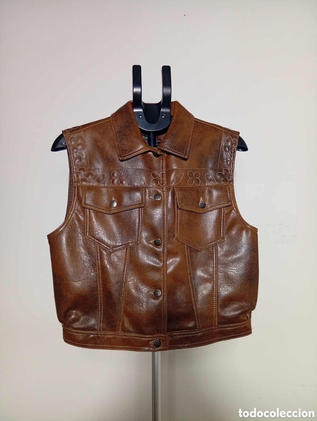 Vintage: Gilet Vintage ELSY Wear Girl - Effetto Pelle Invecchiata con Ricami Floreali - Made in Italy - T. 42
