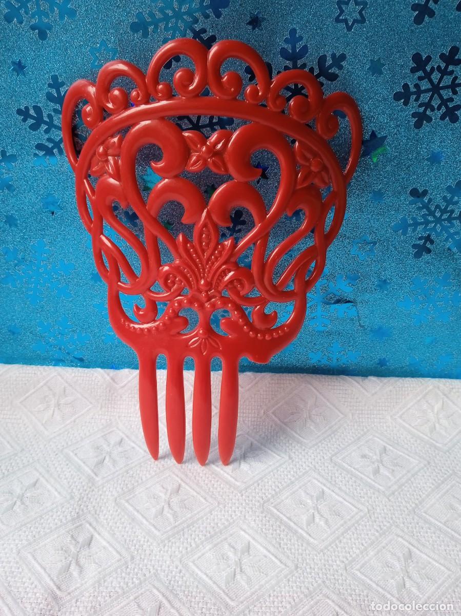 Vintage: PEINETA ROJA-LE FALTA UN PINCHO